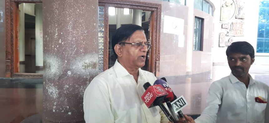 ಮಲ್ಲಿಕಾರ್ಜುನ ಖರ್ಗೆ ಪ್ರಧಾನಿಯಾಗಲಿ ಎಂದು ಕಾಯ್ತಿಿದ್ದೇನೆ- ರಾಯರಡ್ಡಿಿ