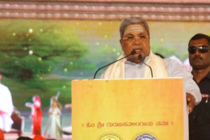 ಬಸವ ಸಂಸ್ಕೃತಿ ಅಭಿಯಾನ-2025’ ರ ಸಮಾರೋಪ ಸಮಾರಂಭದಲ್ಲಿ ಸಿಎಂ ಸಿದ್ದರಾಮಯ್ಯ ಘೋಷಣೆ: ’ನಮ್ಮ ಮೆಟ್ರೋೋ’ಗೆ ’ಬಸವ ಮೆಟ್ರೋೋ’ ಹೆಸರಿಡುವಂತೆ ಕೇಂದ್ರಕ್ಕೆೆ ಶಿಾರಸು ಮುಂದಿನ ವರ್ಷ ವಚನ ವಿಶ್ವವಿದ್ಯಾಾಲಯ ಸ್ಥಾಾಪನೆ