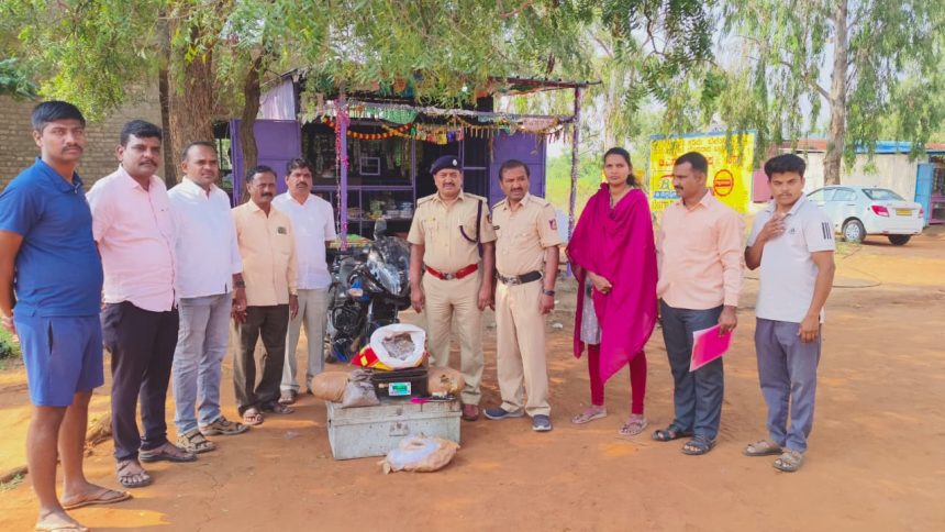 ಅಬಕಾರಿ ದಾಳಿ ; 3 ಲಕ್ಷ ರೂಪಾಯಿ  ಗಾಂಜಾ ವಶ