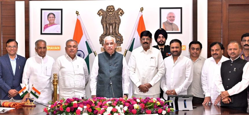 ರಾಜ್ಯಪಾಲರ ಅಧ್ಯಕ್ಷತೆಯಲ್ಲಿ ಉಭಯ ರಾಜ್ಯ ಸಚಿವರ ಸಭೆ * ಮಾಸ್ಟರ್ ಪ್ಲಾಾನ್ ಜಾರಿ, ಯಾವುದೆ ಭವನ ನಿರ್ಮಿಸಲ್ಲ ಶ್ರೀಶೈಲದ ಕರ್ನಾಟಕ (ಛತ್ರ) ಭವನ ಸ್ಥಳ ಖುದ್ದು ಪರಿಶೀಲನೆಗೆ ನಿರ್ಧಾರ