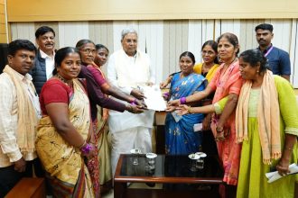 ಸಿಎಂ ಭೇಟಿಯಾದ ನಿಯೋಗ ಮದ್ಯ ನಿಷೇಧ ಪರಿಶೀಲಿಸುವ ಭರವಸೆ