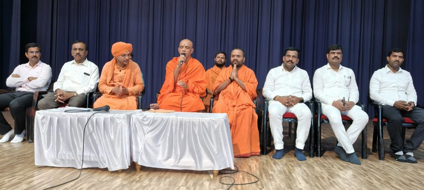 ಗುರುಕುಲದಲ್ಲಿ ಸಂವಾದ ವಿದ್ಯಾರ್ಥಿಗಳು ದೇಶದ ಆಸ್ತಿ : ಆದಿಚುಂಚನಗಿರಿ ಶ್ರೀ