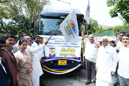 ಆಸ್ಟ್ರೇಲಿಯಾ, ಅಮೆರಿಕಾ ಹಾಗೂ ಸೌದಿ ಅರೇಬಿಯಾ ದೇಶಗಳಿಗೆ ರ್ತು ಮಾಡುವ ವಾಹನಗಳಿಗೆ ಚಾಲನೆ  ಮೂರು ದೇಶಗಳಿಗೆ ನಂದಿನಿ ತುಪ್ಪ ರ್ತು: ಸಿದ್ದರಾಮಯ್ಯ