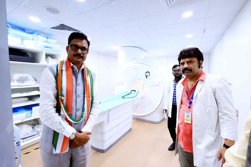 ಬಳ್ಳಾರಿ : ಜಿಲ್ಲಾ ಆಸ್ಪತ್ರೆಯಲ್ಲಿ ಎಂಆರ್‌ಐ ಸ್ಕಾ ್ಯನಿಂಗ್ ಸೆಂಟರ್