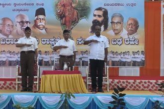 ದೇಶ ಒಡೆಯುವರರ ವಿರುದ್ಧ ಆರ್ ಎಸ್ ಎಸ್ ಹೋರಾಟ ಆರ್ ಎಸ್ ಎಸ್ ಚಟುವಟಿಕೆ ನಿಷೇಧಿಸಲು ಸಾಧ್ಯವಿಲ್ಲ : ಜೋಶಿ