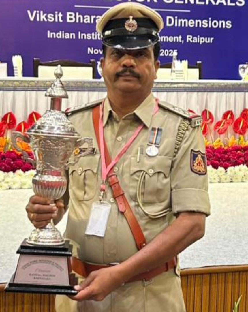 ಭಾರತದಲ್ಲಿ 3ನೇ ಅತ್ಯುತ್ತಮ ಕವಿತಾಳ ಪೊಲೀಸ್ ಠಾಣೆ, ಗೃಹ ಸಚಿವ ಅಮಿತ್ ಶಾ ರಿಂದ ಟ್ರೋೋಫಿ ವಿತರಣೆ