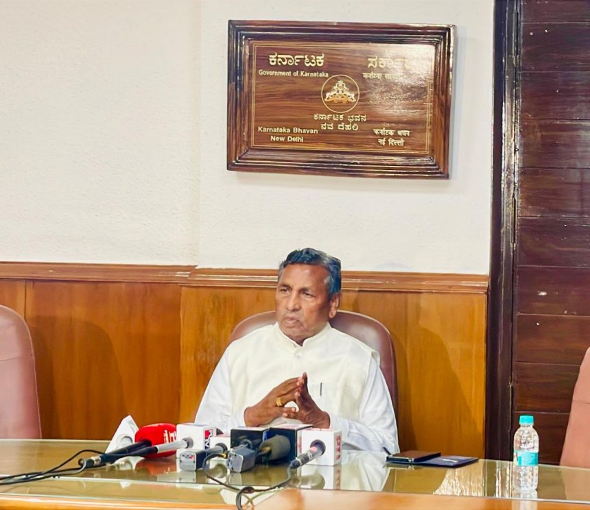 ಮಾಲ್ದಂಡಿ ಜೋಳಕ್ಕೆೆ ಬೇಡಿಕೆ ಹೆಚ್ಚಳ: ಕನಿಷ್ಠ ಬೆಂಬಲ ಬೆಲೆ ಹೆಚ್ಚಿಿಸುವಂತೆ ಕೇಂದ್ರ ಸಚಿವ ಪ್ರಲ್ಹಾಾದ್ ಜೋಶಿ ಅವರಿಗೆ ಮನವಿ  ಜನವರಿಯಿಂದ ‘ಇಂದಿರಾ ಕಿಟ್’: ಕೆ.ಎಚ್. ಮುನಿಯಪ್ಪ