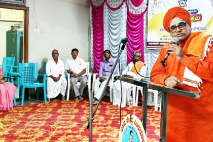 ದಿ.ಶಿವಣ್ಣ ಹ ಸಣ್ಣಪ್ಪನವರ್ ಅವರ ನೆನವು ಕಾರ್ಯಕ್ರಮ ಸಮಾಜಮುಖಿಯಾಗಿ ಬದುಕಿದವರು ಶಾಶ್ವತವಾಗಿ ಉಳಿಯುತ್ತಾರೆ