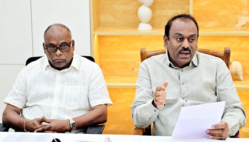 ಹನುಮ ಮಾಲೆ ಕಾರ್ಯಕ್ರಮಕ್ಕೆ ಕಾರ್ಖಾನೆಗಳ ಅನುದಾನ