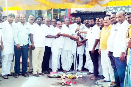 ಆಶೋಕ ಸ್ಥಂಭ ನಿರ್ಮಾಣ : ಭೂಮಿ ಪೂಜೆ ನೆರವೇರಿಸಿದ ಶಾಸಕ ಆರ್ ಬಸನಗೌಡ