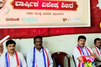 ಸ್ವಾವಲಂಬನೆ ಬದುಕು ಕಟ್ಟಿಕೊಳ್ಳಬೇಕು : ಶರಣಪ್ಪ ಹೊಸಳ್ಳಿ