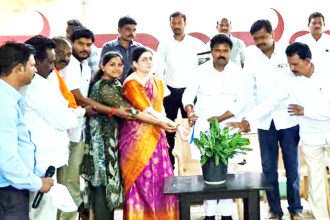 ಕಾರ್ಮಿಕರಿಗೆ ಸುರಕ್ಷತಾ ಕಿಟ್ ವಿತರಣೆ ಕಾರ್ಮಿಕರು ಸವಲತ್ತು ಬಳಸಿಕೊಂಡು ಬದುಕು ಕಟ್ಟಿಕೊಳ್ಳಿ – ದದ್ದಲ್