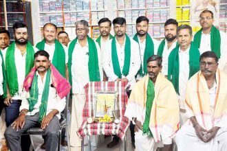 ಪದಾಧಿಕಾರಿಗಳಿಗೆ ಸನ್ಮಾನಿಸಿ ರೈತರ ದಿನ ಆಚರಣೆ