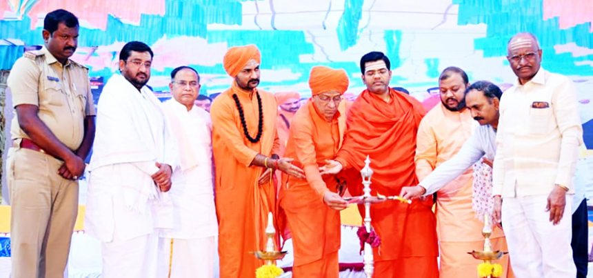 ವಿಜೃಂಭಣೆಯಿಂದ ಜರುಗಿದ ಮೆದಿಕಿನಾಳ ಚೆನ್ನಮಲ್ಲ ಶಿವಯೋಗಿ ನೂತನ ರಥೋತ್ಸವ