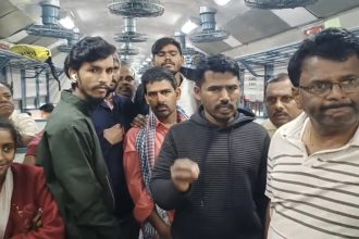 ರೈಲಿನಲ್ಲಿ ಶೌಚಾಲಯವಿಲ್ಲದೆ ಪ್ರಯಾಣಿಕರ ಪರದಾಟ..!
