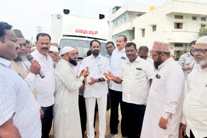 ಮೃತ ದೇಹ ಸಾಗಣೆ ವಾಹನ,ರೆಫ್ರಿಿಜರೇಟರ್‌ಗಳ ಹಸ್ತಾಾಂತರ 20 ಲಕ್ಷ ವೆಚ್ಚದಲ್ಲಿ ಜನರಿಗೆ ಅನುಕೂಲ ಆಗಲಿದೆ – ವಸಂತ