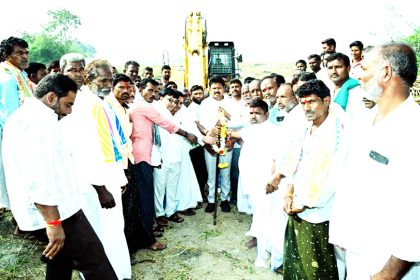 ಕೊರವಿ, ರಾಜಲಬಂಡಗಳಿಗೆ ಶಾಸಕ ದದ್ದಲ್ ಬೇಟಿ ವಿವಿಧ ಅಭಿವೃದ್ಧಿ ಕಾಮಗಾರಿಗಳಿಗೆ ಭೂಮಿ ಪೂಜೆ