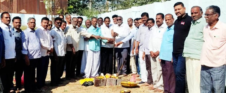 ರಾಯಚೂರು : ವಾರ್ಡ್ 13ರಲ್ಲಿ ಶುದ್ಧ ಕುಡಿಯುವ ನೀರು ಘಟಕಕ್ಕೆ ಭೂಮಿ ಪೂಜೆ