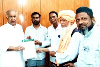 ಸಚಿವ ಬೋಸರಾಜ್‌ಗೆ ವೈದ್ಯರ ಮನವಿ ಪಾರಂಪರಿಕ ವೈದ್ಯರಿಗೆ ಸರ್ಕಾರ ಮಾನ್ಯತೆ ನೀಡಲು ಆಗ್ರಹ