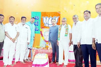 ವಾರ್ಡ್ 13ರಲ್ಲಿ ಮಾಜಿ ಪ್ರಧಾನಿ ವಾಜಪೇಯಿ ಜನ್ಮ ದಿನಾಚರಣೆ