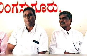 ಒಂದೇ ವೇದಿಕೆಯಲ್ಲಿ ಚರ್ಚೆಗೆ ಸಿದ್ದ ; ಹೂಲಗೇರಿಗೆ ಸವಾಲು ಪಕ್ಷದ ತತ್ವ ಸಿದ್ದಾಾಂತ ಗೊತ್ತಿಲ್ಲದ ಗೋವಿಂದ ನಾಯಕ ಬಯ್ಯಾಾಪೂರ ಬಗ್ಗೆ ಹಗುರವಾಗಿ ಮಾತನಾಡುವುದು ನಿಲ್ಲಿಸಲಿ : ಪಾಮಯ್ಯ ಮುರಾರಿ