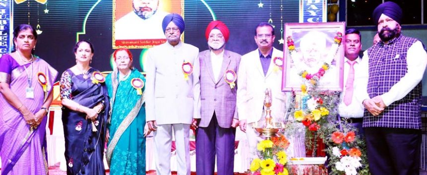 ಗುರು ನಾನಕ ಪಬ್ಲಿಕ್ ಶಾಲೆಗೆ 50ನೇ ಸಂಭ್ರಮ ಪಠ್ಯೇತರ ಚಟುವಟಿಕೆಗೂ ಆದ್ಯತೆ ಇರಲಿ : ನ್ಯಾ. ಬನಸೋಡೆ