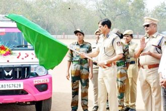 ಅಕ್ಕ ಪಡೆ ವಾಹನಕ್ಕೆ ಎಸ್‌ಪಿ ಚಾಲನೆ ಅಪಾಯದಲ್ಲಿರುವ ಅಬಲೆ, ಮಹಿಳೆಯರಿಗೆ ತಕ್ಷಣ ನೆರವು – ಪುಟ್ಟಮಾದಯ್ಯ