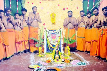 ಹನುಮ ಮಾಲಾ ದೀಕ್ಷಾ ಕಾರ್ಯಕ್ರಮ