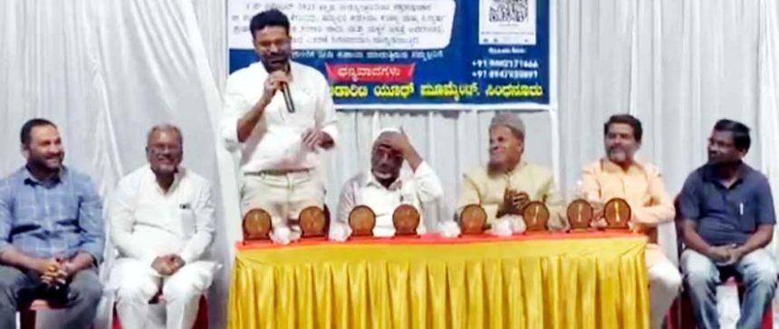 ನಿತ್ಯ ಅನ್ನದಾಸೋಹ ಕಾರ್ಯ ದೇವರಿಗಿಷ್ಟ : ಡಾ.ಚನ್ನಬಸವ