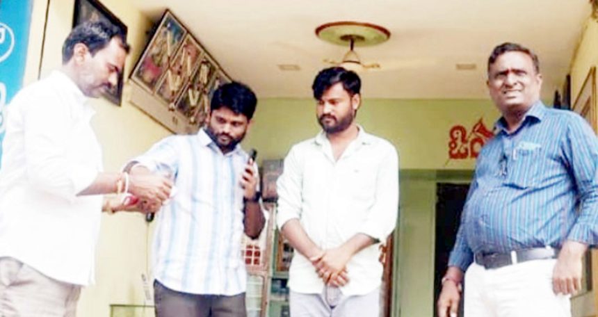 ಜಾಲಹಳ್ಳಿಯಲ್ಲಿ ತೆರಿಗೆ ವಸೂಲಾತಿಗೆ ಇಒ ಬಸವರಾಜ ಹಟ್ಟಿ ಚಾಲನೆ ! ಪ್ರತಿ ಗುರುವಾರ ಪಂಚಾಯತಿ ತೆರಿಗೆ ವಸೂಲಾತಿ ಕಡ್ಡಾಯ