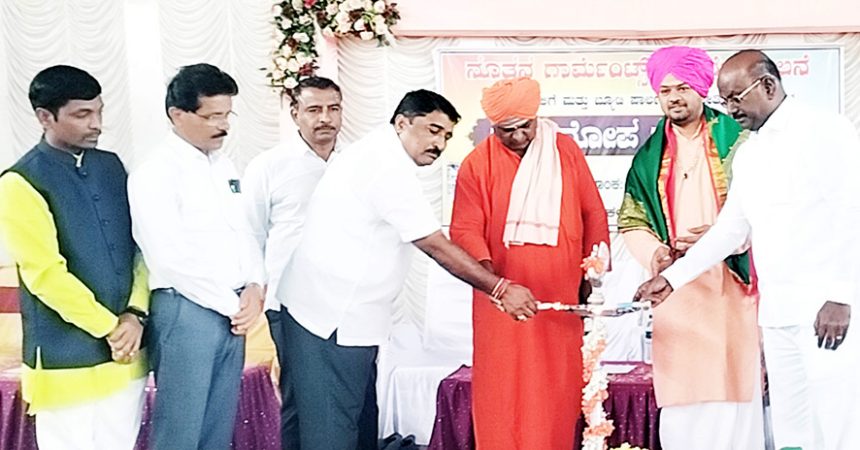 ಮಹಿಳೆಯರ ಸಾಧನೆ ಅವಿಸ್ಮರಣೀಯ : ಶಾಸಕ ವಜ್ಜಲ್