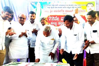 ಅಮರೇಗೌಡ ಪಾಟೀಲ್ ಬಯ್ಯಾಪುರರವರ 72ನೇ ಹುಟ್ಟುಹಬ್ಬ ರಾಜಕಾರಣಿ ಸಮಾಜಕ್ಕೆ ಮಾದರಿಯಾದಾಗ ಜನರ ವಿಶ್ವಾಸ ಪಡೆಯಲು ಸಾಧ್ಯ: ಬಯ್ಯಾಪುರ