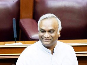 15 ನೇ ಹಣಕಾಸು ಆಯೋಗದಿಂದ ರಾಜ್ಯಕ್ಕೆ 2500 ಕೋಟಿ ಬಾಕಿ : ಸಚಿವ ಪ್ರಿಯಾಂಕ್