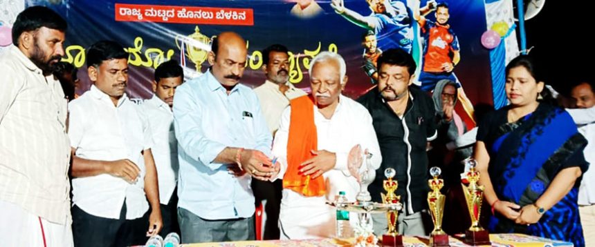 ಗ್ರಾಮೀಣ ಕ್ರೀಡೆಗಳ ಆಟಗಾರರಿಗೆ ಪ್ರೋತ್ಸಾಹಿಸಿ – ಲೋಕರೆಡ್ಡಿ