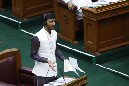 ಶರಣಗೌಡ ಕಂದಕೂರ ಪ್ರಶ್ನೆಗೆ ಅಹಾರ ಸಚಿವ ಕೆ.ಎಚ್. ಮುನಿಯಪ್ಪ ಪ್ರತಿಕ್ರಿಯೆ 100ಕ್ಕಿಿಂತ ಹೆಚ್ಚು ಕಾರ್ಡ್ ಇದ್ದರೆ ಪಡಿತರ ವಿತರಣೆಗೆ ಉಪಕೇಂದ್ರ ಸ್ಥಾಪನೆ