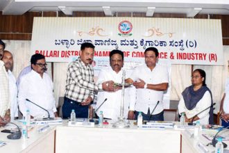 ಇಎಸ್‌ಐನಲ್ಲಿ ಕಡ್ಢಾಯವಾಗಿ ಹೆಸರು ನೋಂದಾಯಿಸಿಕೊಳ್ಳಿರಿ : ಅವ್ವಾರು ಮಂಜುನಾಥ್