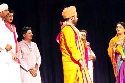 ಗುರು – ಶಿಷ್ಯರ ಸಂಬಂಧವೇ ಕರ್ಪೂರದ ಬೆಳಗು : ಯಶಸ್ವಿ ಪ್ರದರ್ಶನ