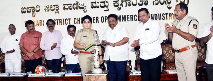 ಅಪರಾಧಗಳನ್ನು ನಿಯಂತ್ರಿಸಲು ಸಾರ್ವಜನಿಕರ ಸಹಕಾರ ಅಗತ್ಯ : ಎಸ್ಪಿ ಡಾ.ಶೋಭಾರಾಣಿ