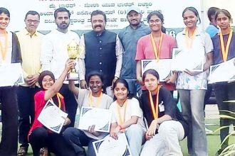 ವಿದ್ಯಾರ್ಥಿಗಳು ಕ್ರೀಡಾಸಕ್ತಿ ಬೆಳೆಸಿಕೊಳ್ಳಿ: ಸಂತೋಷ ರೆಡ್ಡಿ.ಆರ್