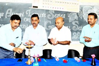 ವಿದ್ಯಾರ್ಥಿಗಳು ಜ್ಞಾಾನ ವೃದ್ಧಿಸಿಕೊಳ್ಳಿ: ಪ್ರೊ.ಜಿ.ಪಿ ದಿನೇಶ್