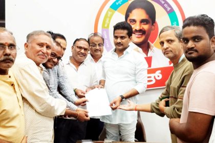 ಬಳ್ಳಾರಿ : ಸ್ವಾತಂತ್ರ್ಯ ಹೋರಾಟಗಾರ ಕೋಲಾಚಲಂ ವೆಂಕಟರಾವ್ ಪುತ್ಥಳಿ ನಿರ್ಮಿಸಲು ಮನವಿ