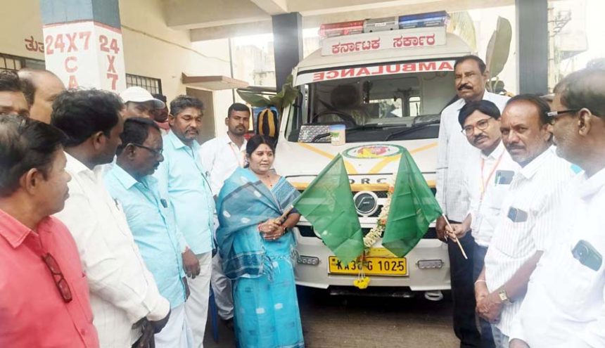 ಜಾಲಹಳ್ಳಿಯಲ್ಲಿ ಹೈಟೆಕ್ ಆ್ಯಂಬ್ಯುಲೆನ್‌ಸ್‌ ಗೆ ಚಾಲನೆ ! ಆರೋಗ್ಯ ಸಂಪತ್ತು ನಿಜವಾದ ಸಂಪತ್ತು : ಶಾಸಕಿ ಕರಿಯಮ್ಮ