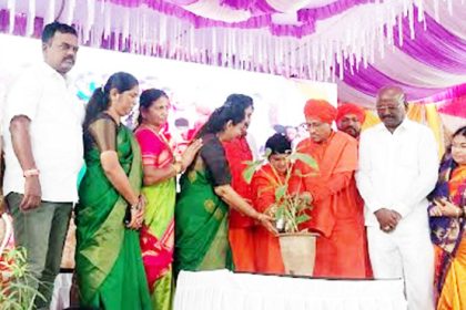 ಮಹಿಳೆಯರು ತೊಂದರೆಯಾದರೆ ಡಾ.ಬಿ.ಆರ್‌ಅಂಬೇಡ್ಕರ್ ನೀಡಿದ ಕಾನೂನು ಬಳಸಬೇಕು: ಡಾ. ನಾಗಲಕ್ಷ್ಮಿ ಚೌದ್ರಿ