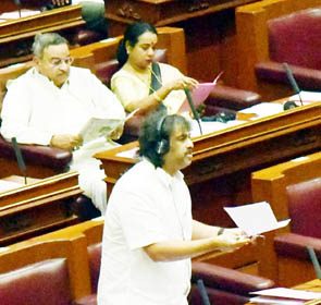 900 ಸರ್ಕಾರಿ ಶಾಲೆಗಳನ್ನು ಕರ್ನಾಟಕ ಪಬ್ಲಿಕ್ ಶಾಲೆಗಳನ್ನಾಾಗಿ ಉನ್ನತೀಕರಣ ಒಂದು ಮಗು ಇದ್ದರೂ ಸರ್ಕಾರಿ ಶಾಲೆ ಮುಚ್ಚಲ್ಲ : ಮಧು ಬಂಗಾರಪ್ಪ