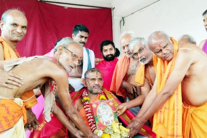 ಜಗತ್ತಿನ ಕಣಕಣದಲ್ಲೂ ಪರಮಾತ್ಮನಿದ್ದಾಾನೆ: ಪೇಜಾವರ ಶ್ರೀ ಅಭಿಮತ