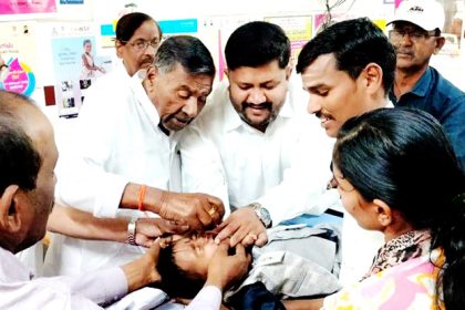 ಮಾನ್ವಿ : ಪಲ್ಸ್ ಪೋಲಿಯೊ ಅಭಿಯಾನಕ್ಕೆ ಶಾಸಕ ಹಂಪಯ್ಯ ನಾಯಕ ಚಾಲನೆ