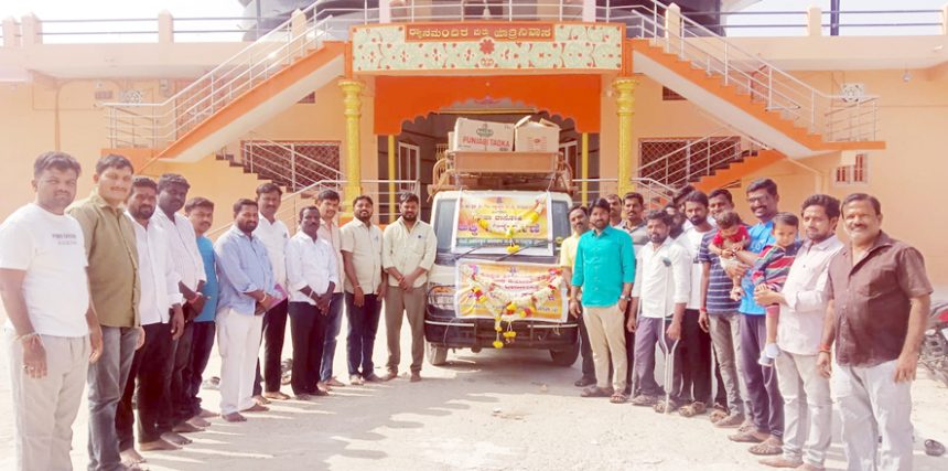 ಕೊಪ್ಪಳ ಶ್ರೀ ಗವಿಸಿದ್ದೇಶ್ವರ ಜಾತ್ರೆಗೆ ಮಾನ್ವಿ ಭಕ್ತರಿಂದ 15 ಸಾವಿರ ರೊಟ್ಟಿ