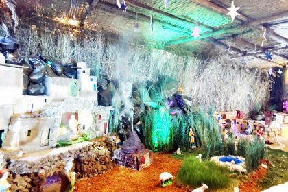 ಮುದಗಲ್: ಶ್ರದ್ಧಾ- ಭಕ್ತಿಯಿಂದ ಕ್ರಿಸ್ಮಸ್ ಆಚರಣೆ