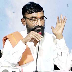 ರಾಯಚೂರು ವಿವಿಯಲ್ಲಿ ವಾಲ್ಮೀಕಿ ಮೂರ್ತಿ, ಮ್ಯೂಸಿಯಂ ಸ್ಥಾಾಪಿಸಿ- ವೆಂಕಟೇಶ ನಾಯಕ