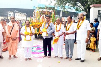 ರಾಯಚೂರು : ಇಸ್ಕಾನ್ ಮಂಡಳಿಯಿಂದ ಶೋಭಾಯಾತ್ರೆ